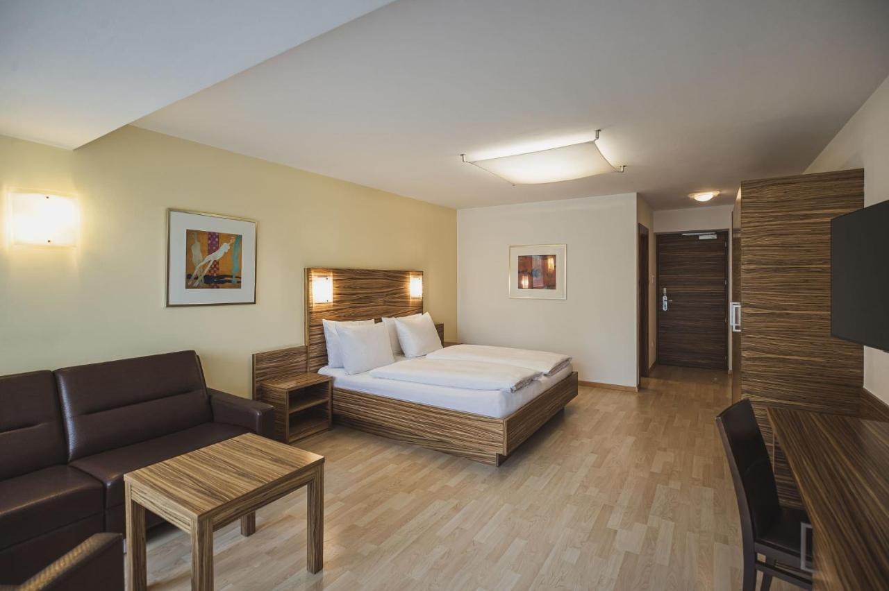 Hotel Broetz Rasùn di Sotto Екстериор снимка