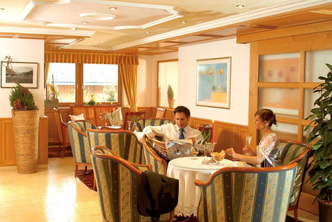 Hotel Broetz Rasùn di Sotto Екстериор снимка