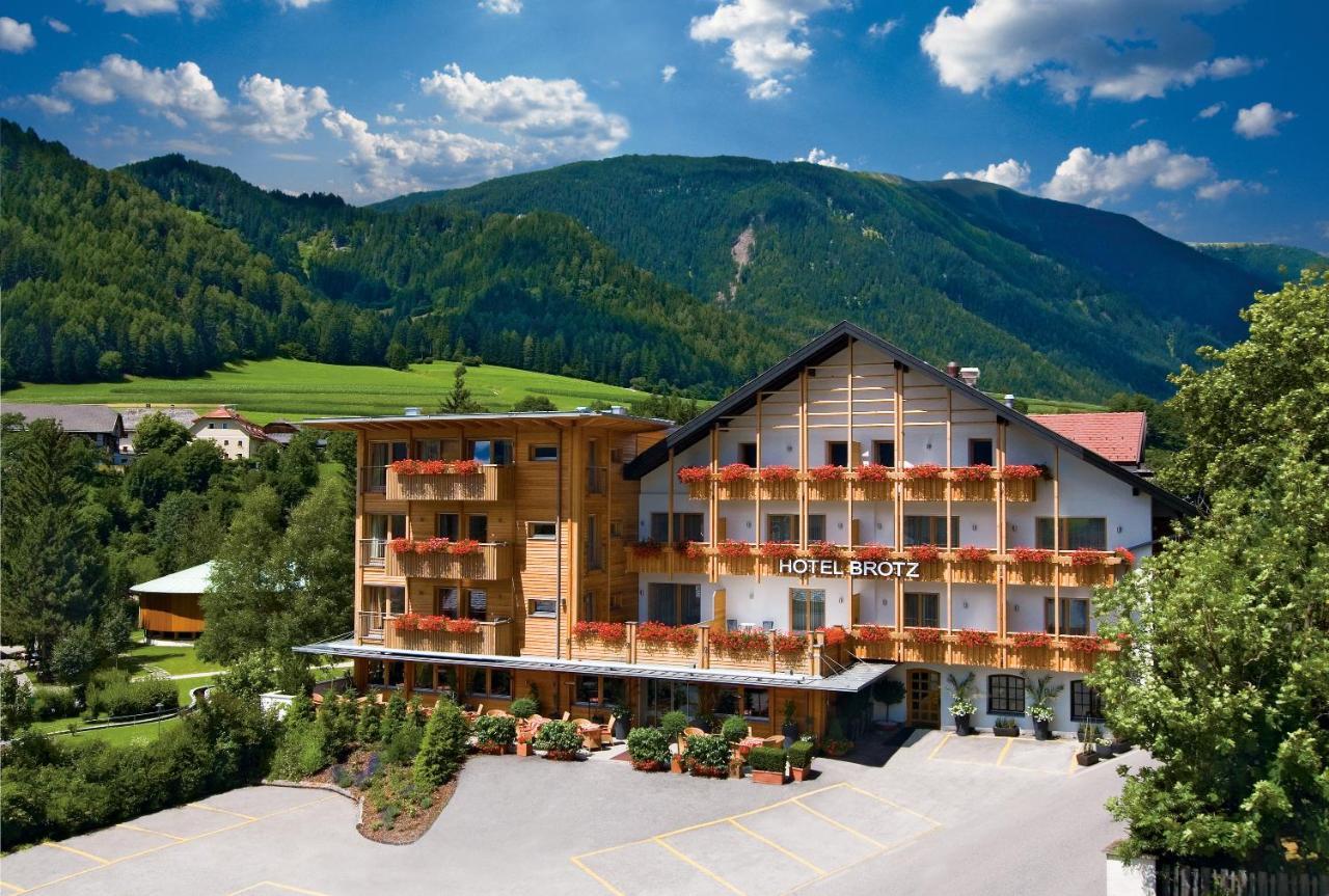 Hotel Broetz Rasùn di Sotto Екстериор снимка