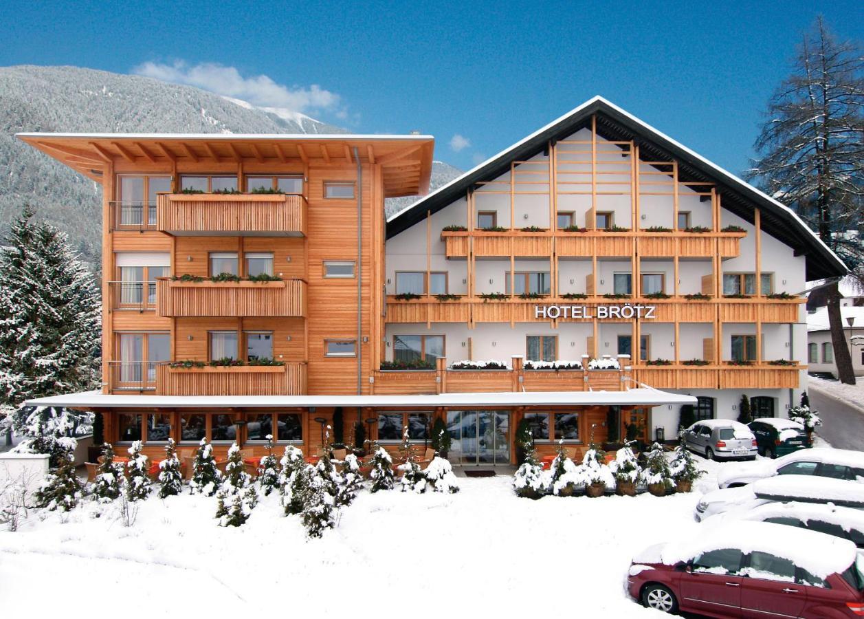 Hotel Broetz Rasùn di Sotto Екстериор снимка