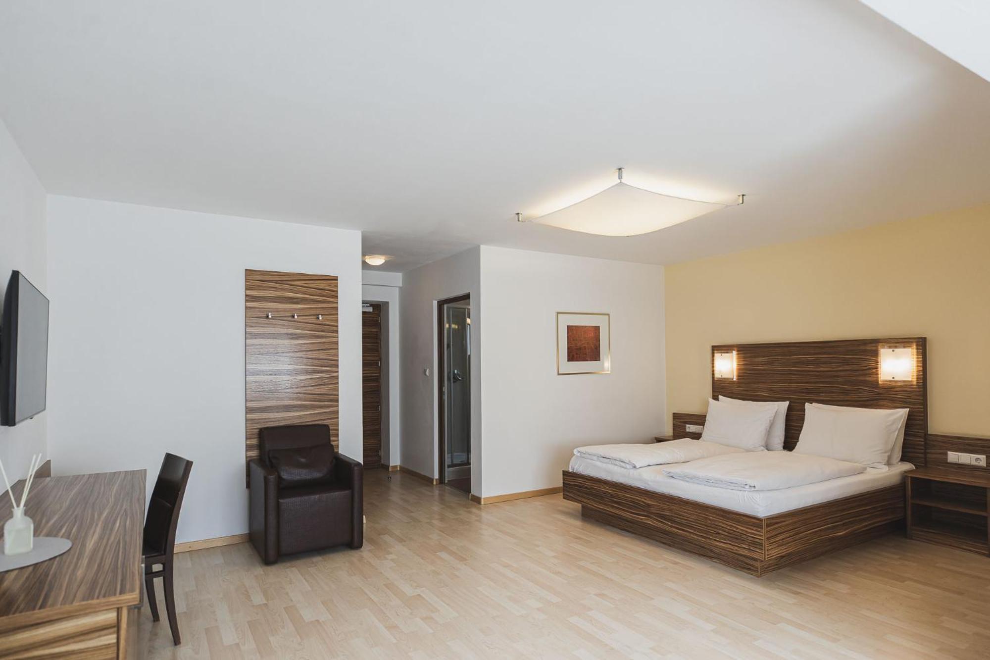 Hotel Broetz Rasùn di Sotto Екстериор снимка